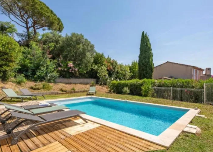 Spacious House With Pool In Sainte-maxime Sainte-Maxime