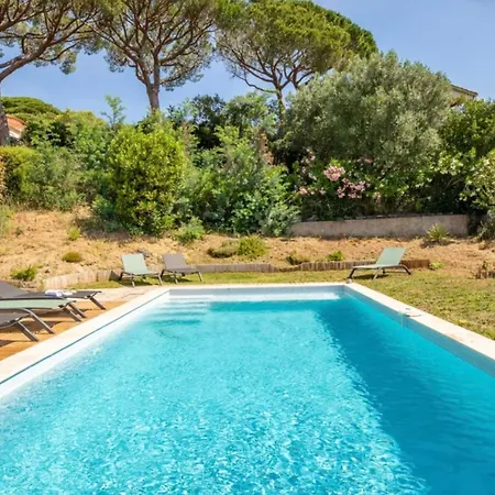 Spacious House With Pool In Sainte-Maxime