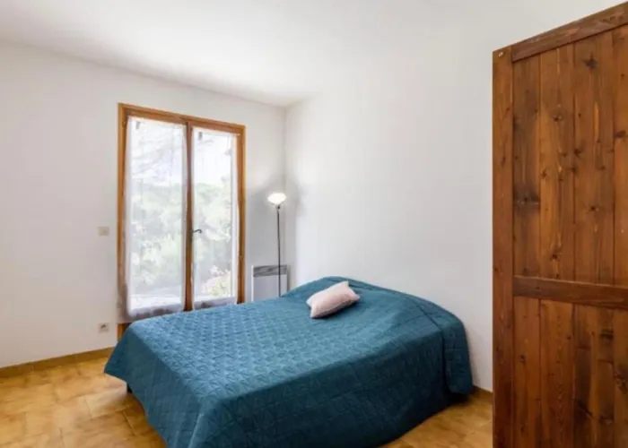 Spacious House With Pool In Sainte-maxime 펜션